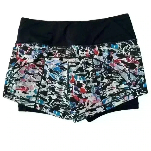 Lululemon Run Times Short II *4" Size 6 - Picture 4 of 8